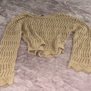 AEO | top